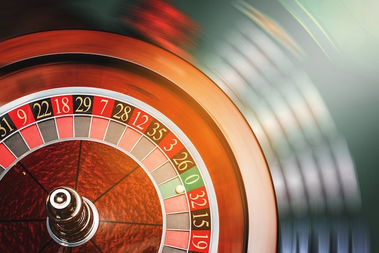 Tampilan meja baccarat dengan dealer nyata dan antarmuka interaktif